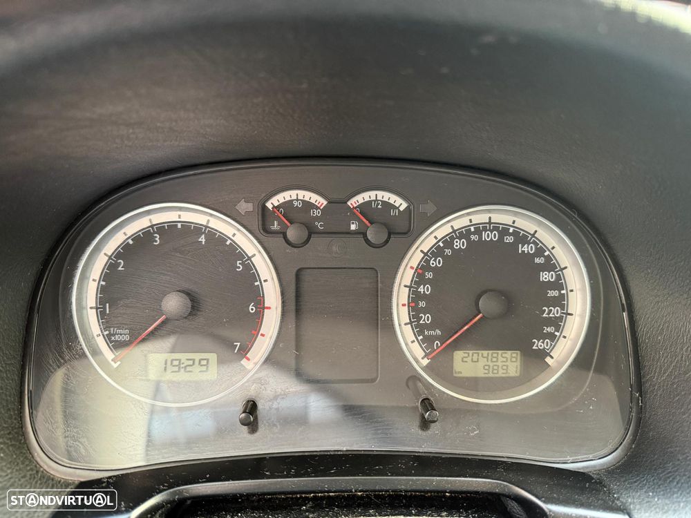 VW Golf 1.4i Confortline - 9