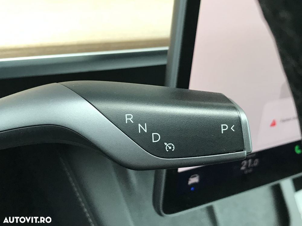 Tesla Model 3 RWD - 23
