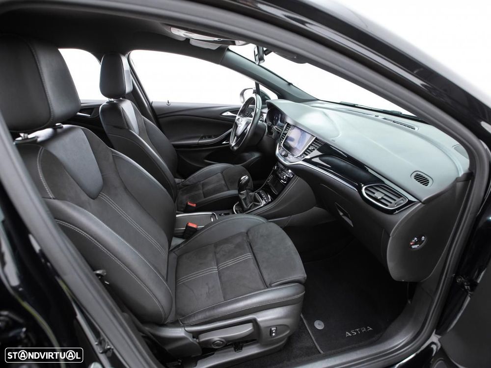Opel Astra Sports Tourer 1.5 D Ultimate S/S — fotografia 8