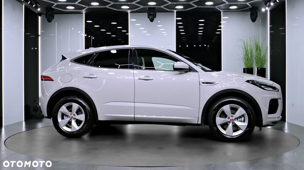 Jaguar E-Pace 2.0 i4P AWD R-Dynamic S - 11