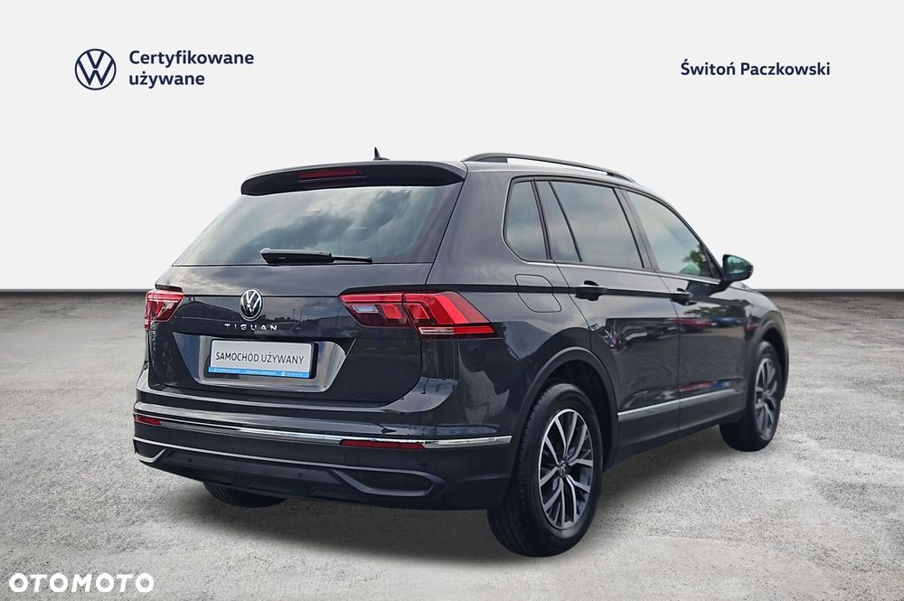 Volkswagen Tiguan - 5