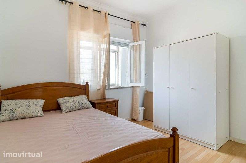 Vende-se T3 em Cruz de Pau - Grande imagem: 3/11
