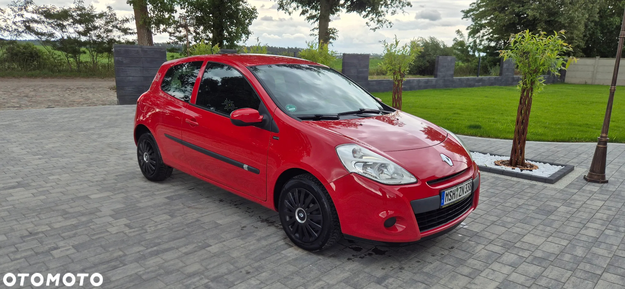 Renault Clio - 2