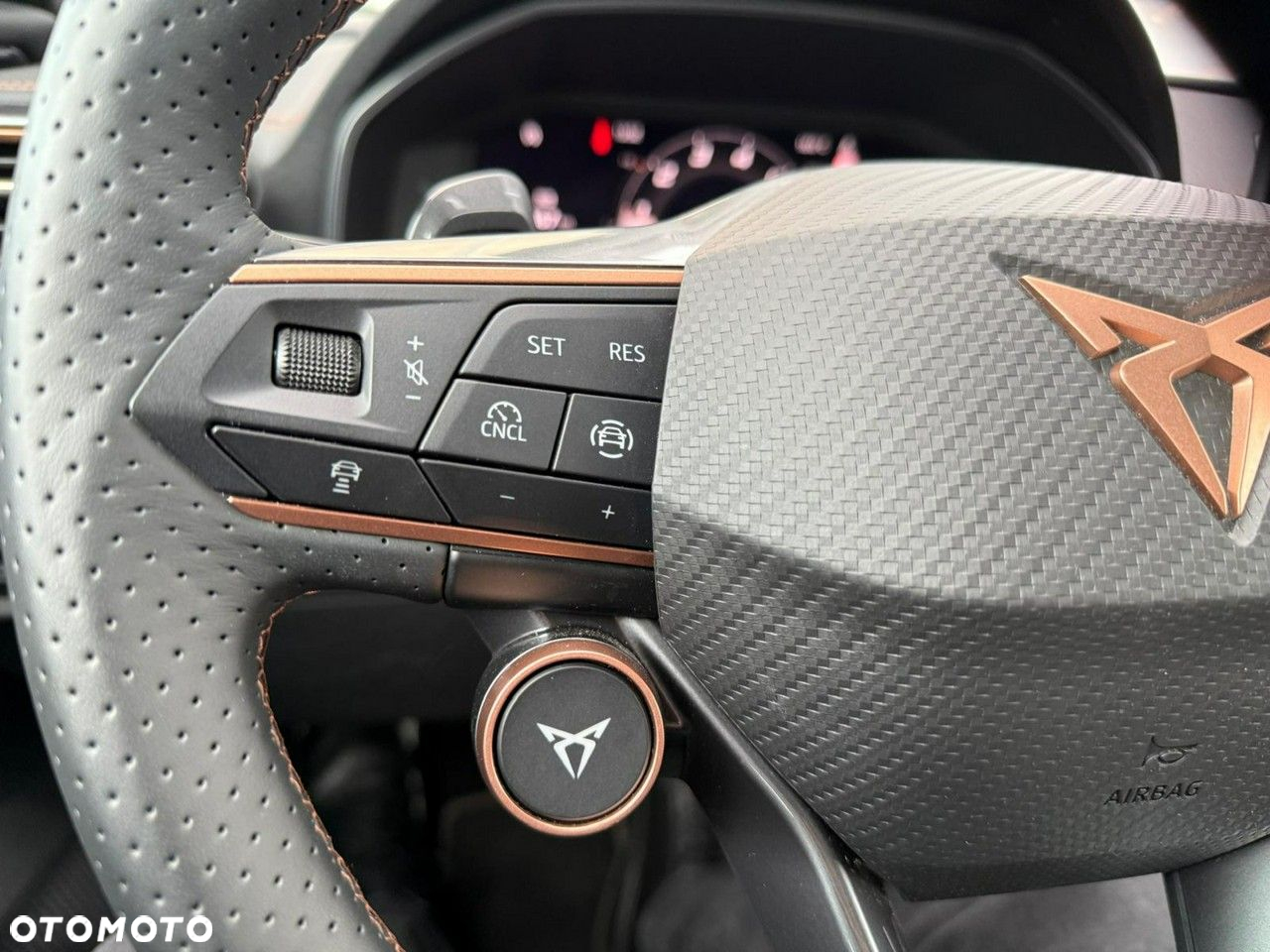 Cupra Formentor - 12