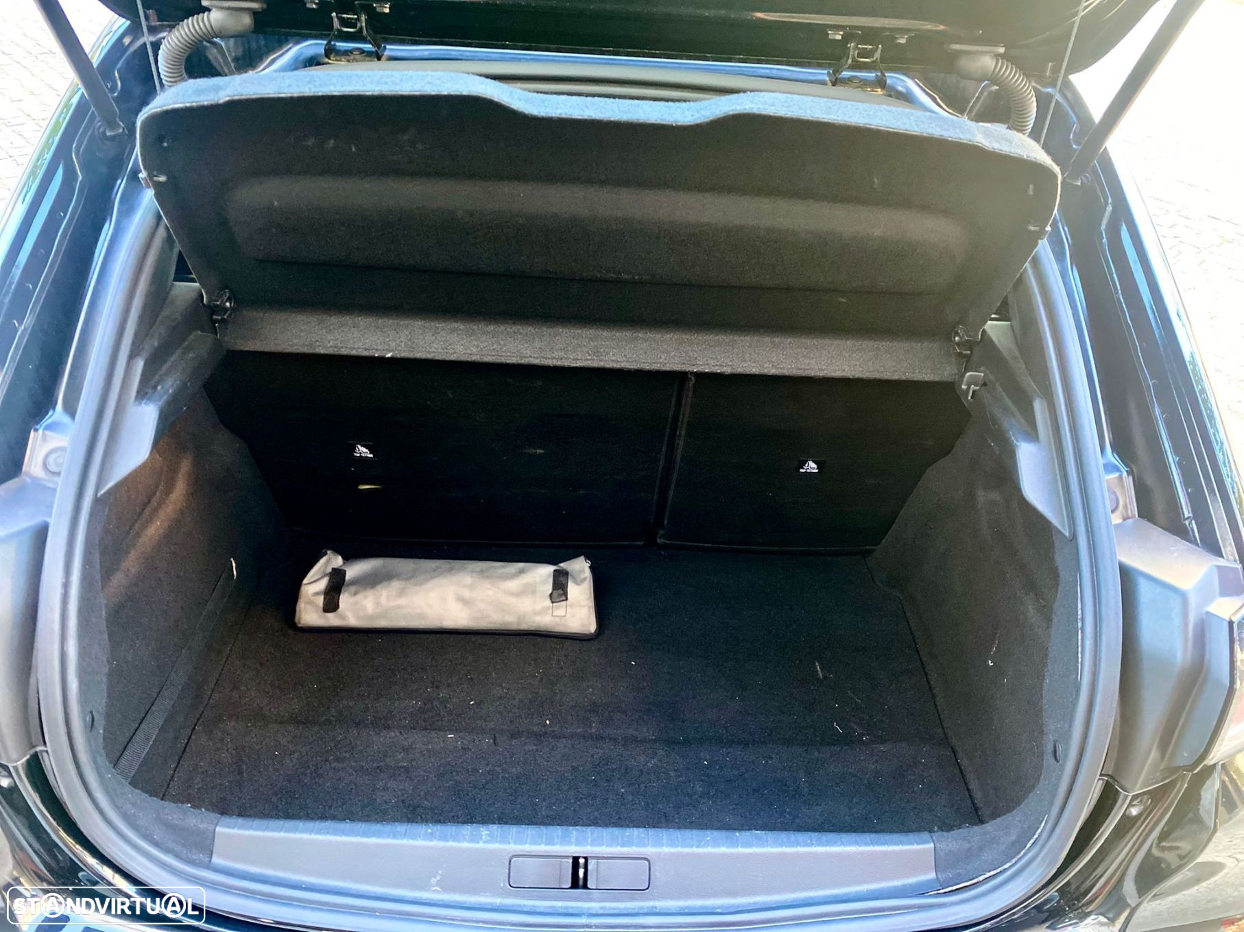 Peugeot 208 1.5 BlueHDi Active - 30