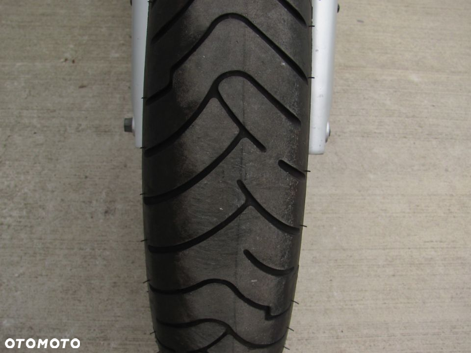 Suzuki GSX - 31