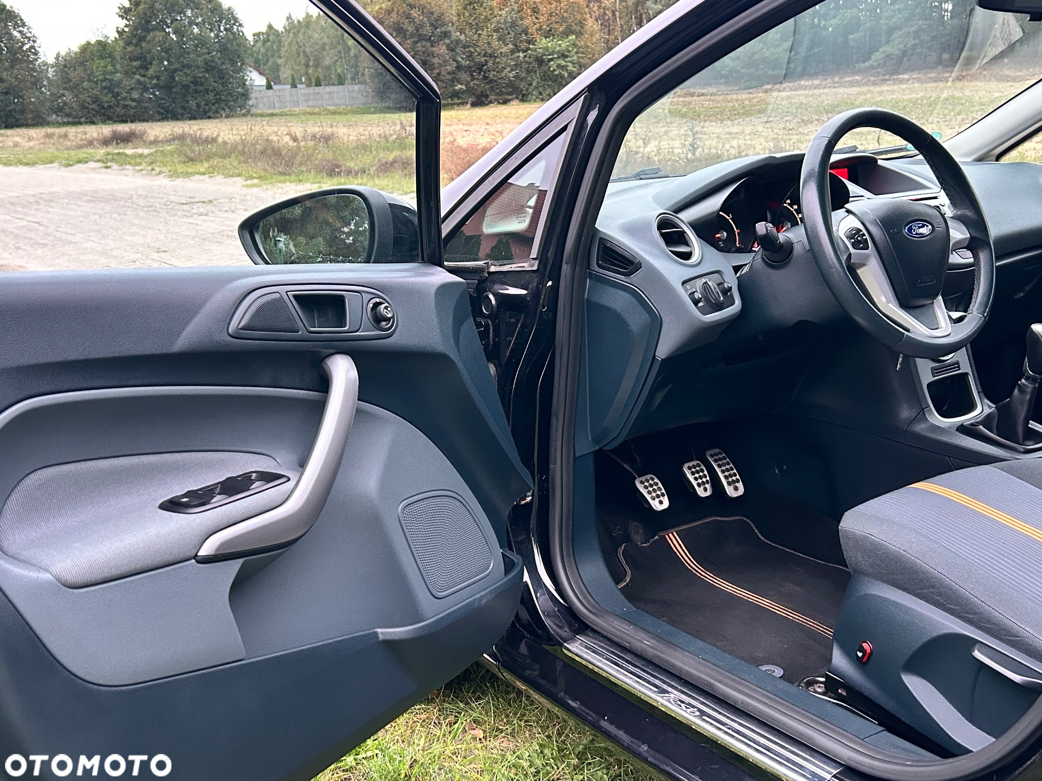 Ford Fiesta 1.25 Platinium X - 13