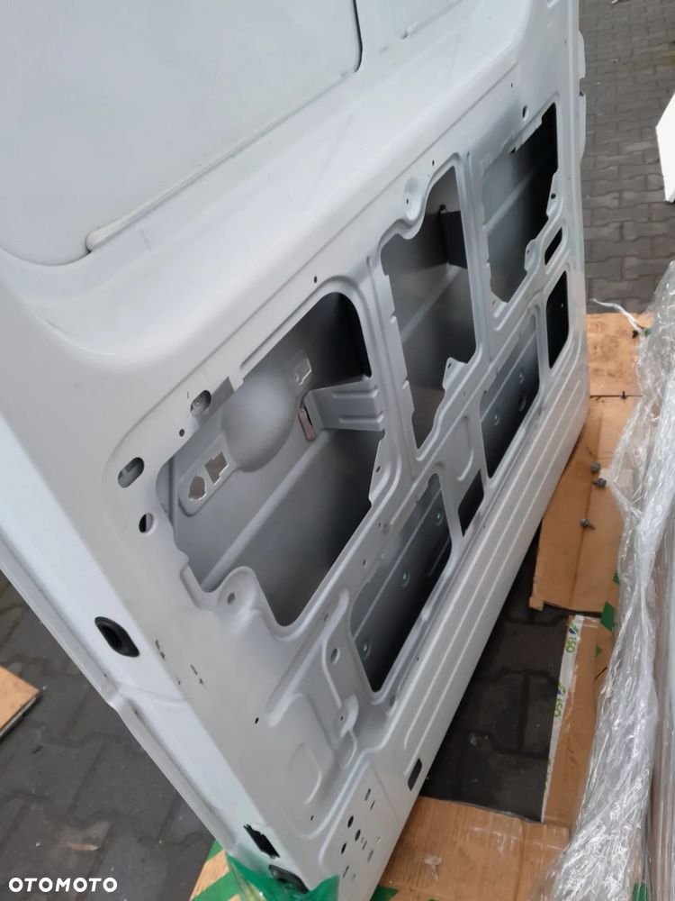 Drzwi boczne nowe gołe Renault Master III - 2