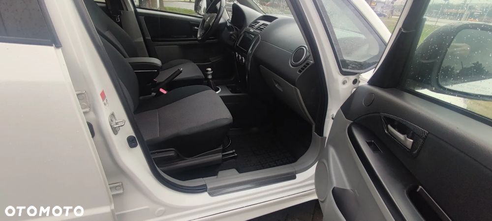 Suzuki SX4 1.6 VVT 4x2 Comfort WRC - 27