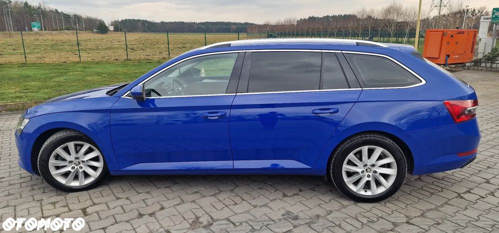 Skoda Superb 2.0 TDI Ambition DSG7 - 3