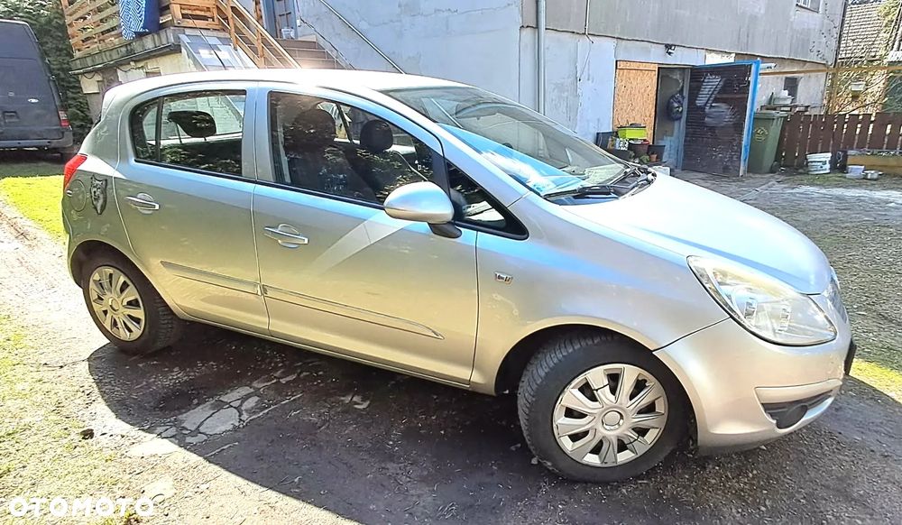 Opel Corsa 1.2 16V Enjoy - 4