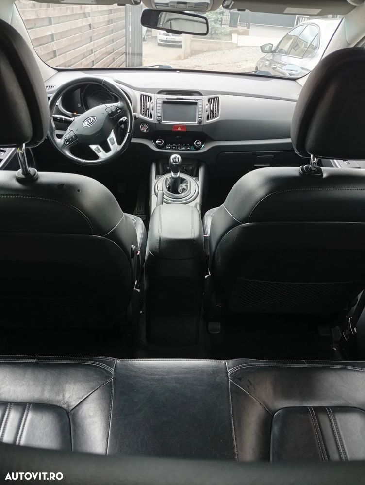 Kia Sportage 2.0 DSL MT 4x4 PREMIUM - 8