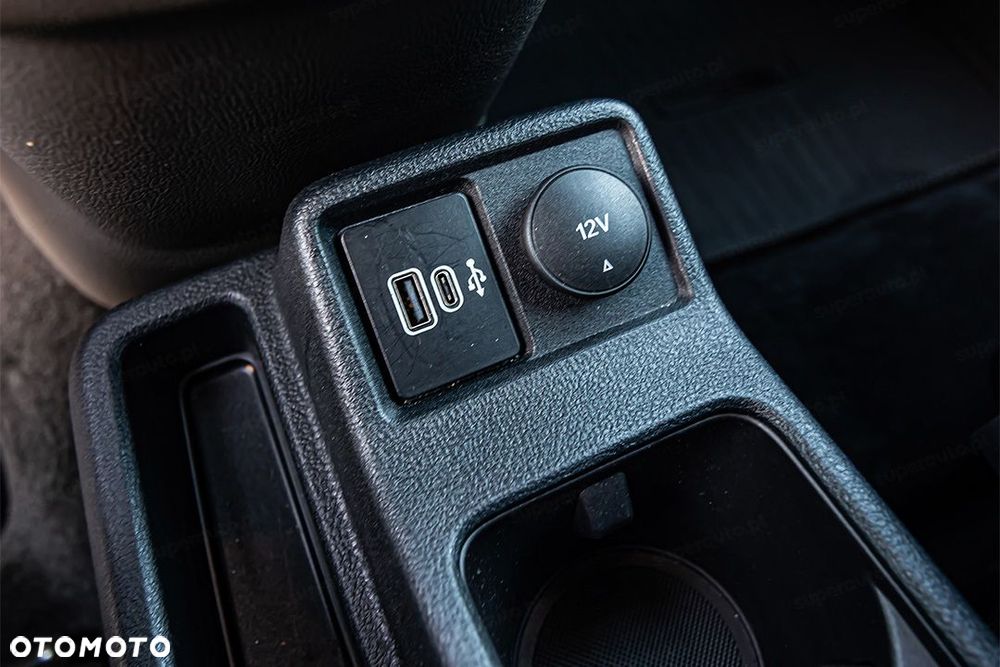 Ford Transit Connect - 25