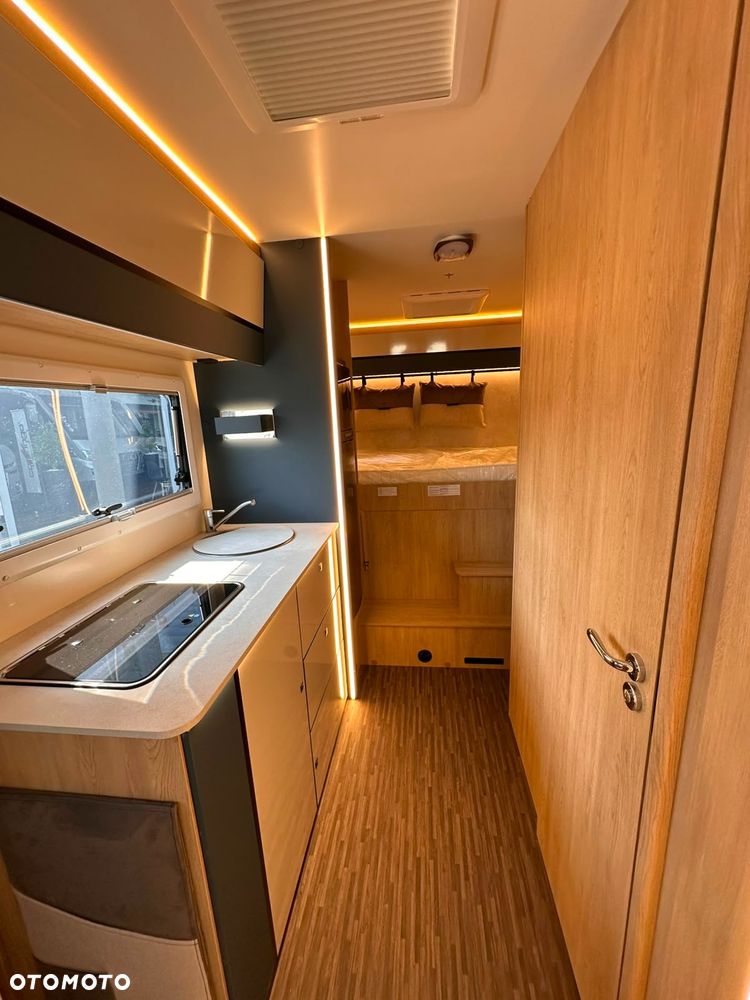Ford Transit - 11