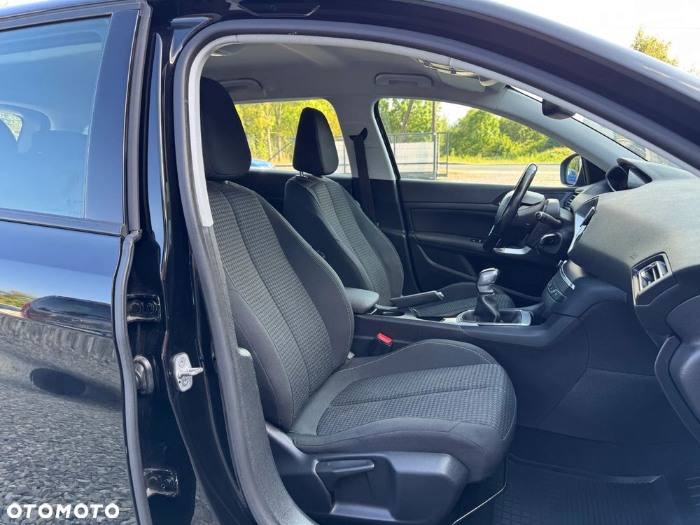 Peugeot 308 SW 1.6 BlueHDi Active S&S - 22