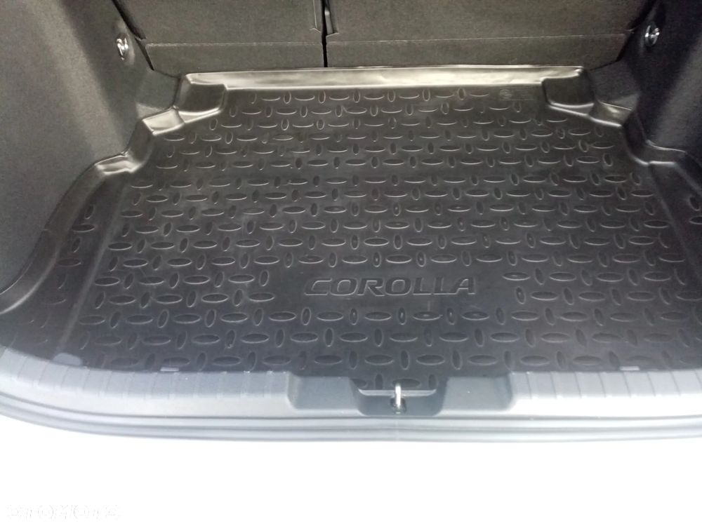 Toyota Corolla 1.8 Hybrid Style - 9