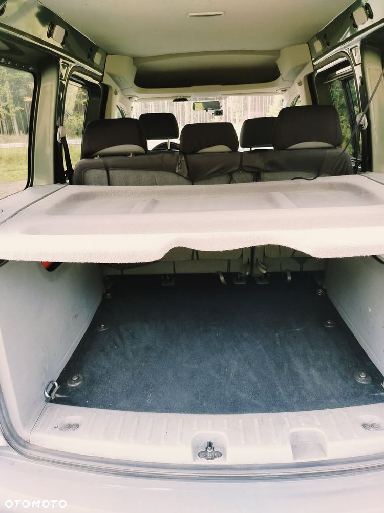 Volkswagen Caddy - 5