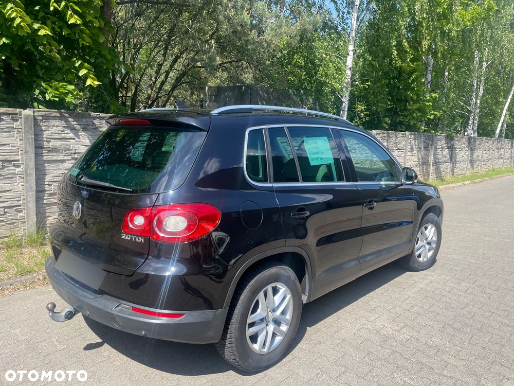Volkswagen Tiguan - 12