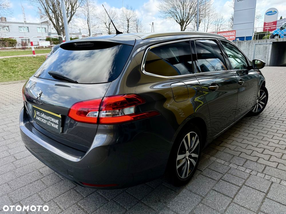 Peugeot 308 - 4