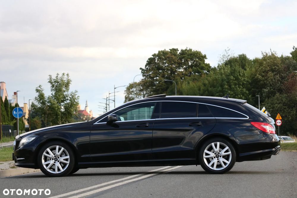 Mercedes-Benz CLS 350 CDI 4-Matic BlueEff - 4