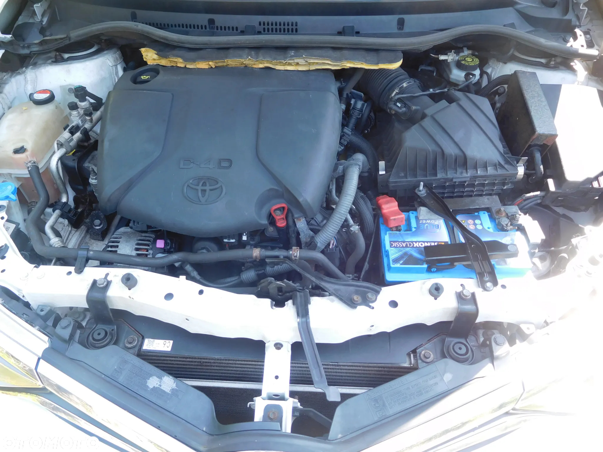 Toyota Auris 1.6 D-4D Premium - 15