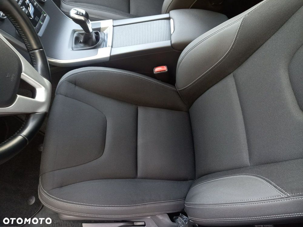 Volvo XC 60 D4 Drive-E Momentum - 33