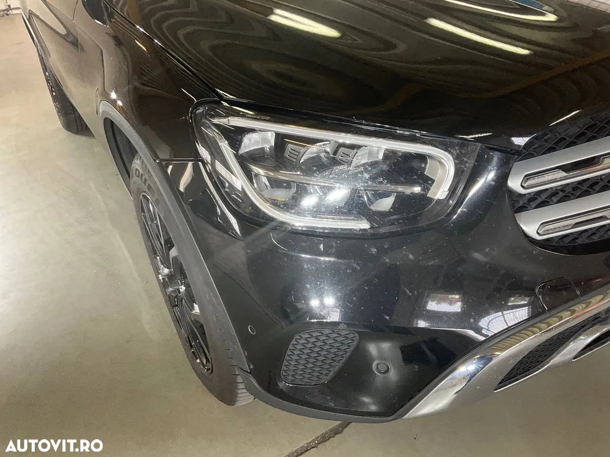 Mercedes-Benz GLC 300 d 4MATIC - 16