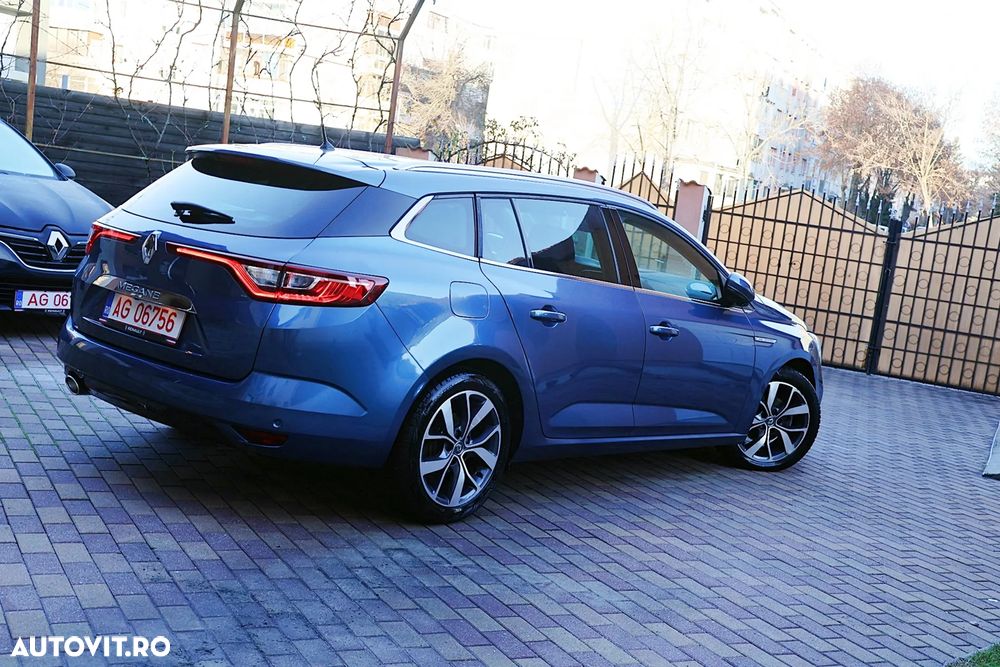 Renault Megane BLUE dCi 115 BOSE EDITION - 15