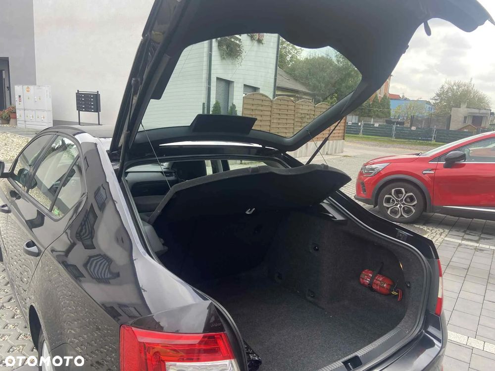 Skoda Octavia 1.2 TSI Ambiente - 23