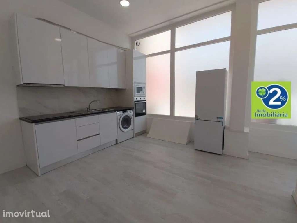 Loja remodelada, transformada em T2 - Grande imagem: 2/7