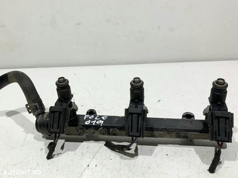 Rampa cu injectoare Volkswagen Polo 5 facelift (2014-2017) 1.0 benzina CHYB 04C133313 - 2