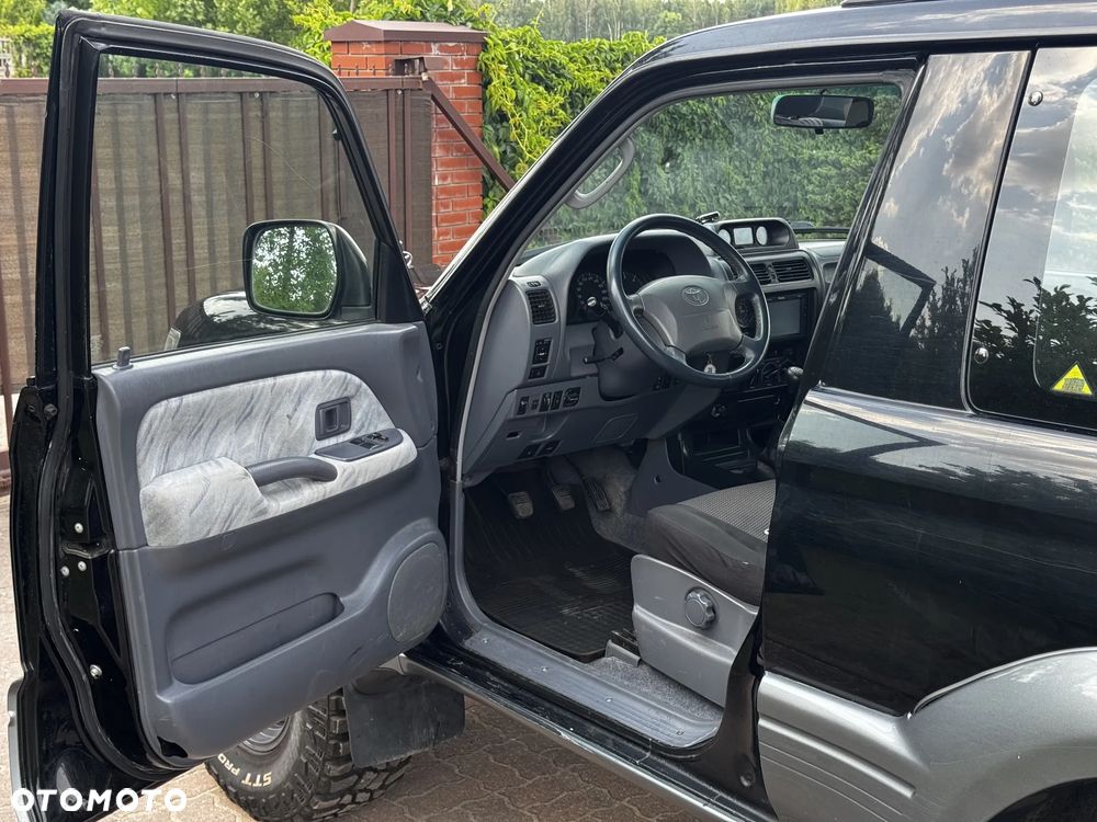 Toyota Land Cruiser 3.0 D Terra - 10