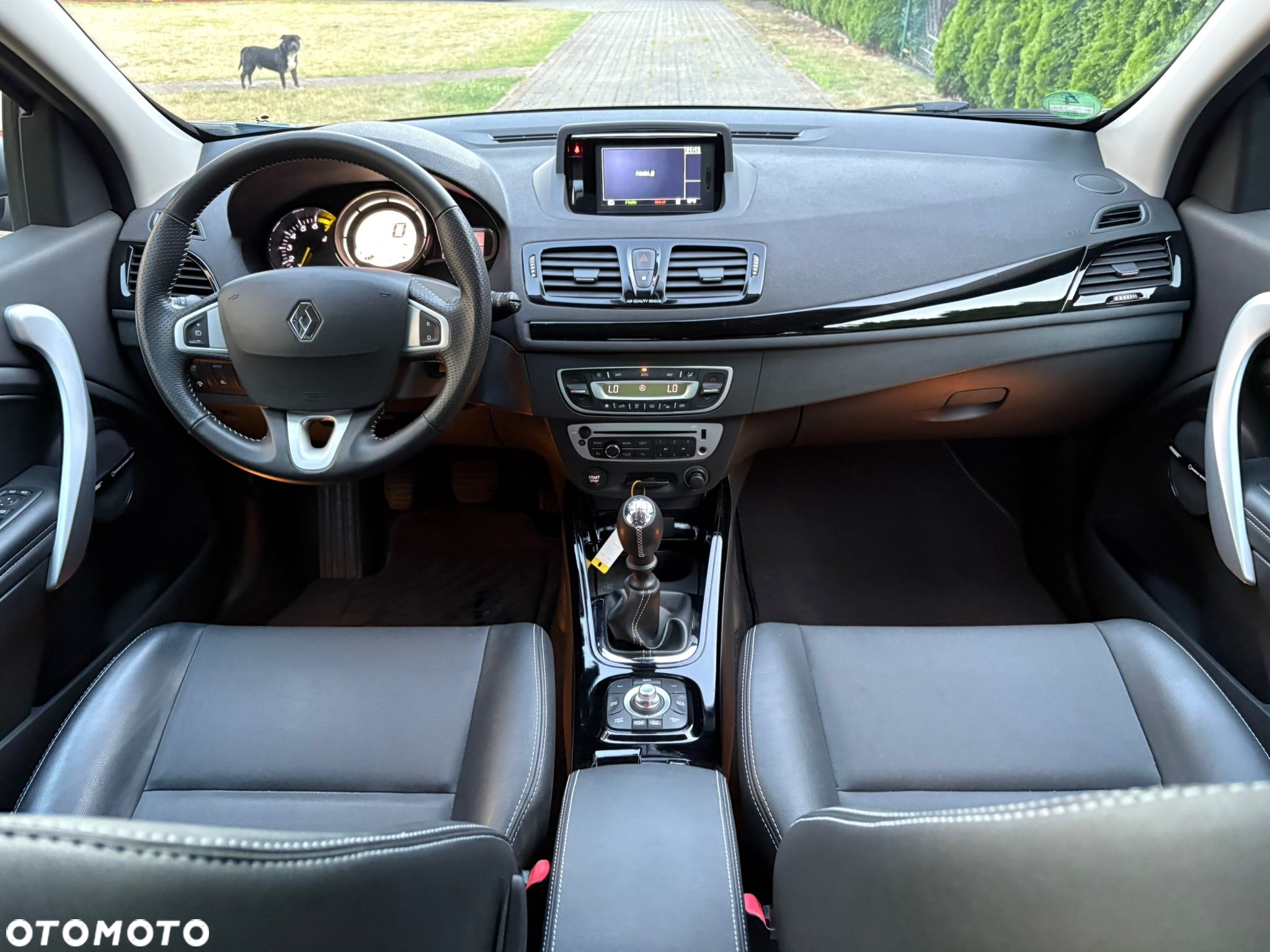 Renault Megane Grandtour ENERGY TCe 115 Start & Stop Bose Edition - 17