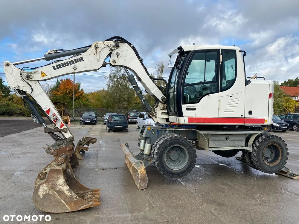 Liebherr A912 Compact / 2 Łyżki + Widły / - 4