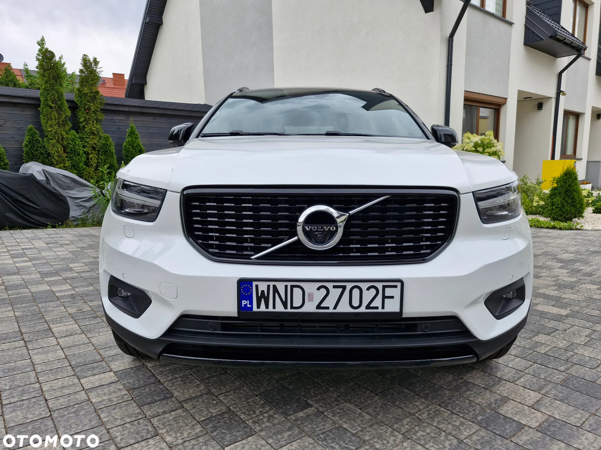 Volvo XC 40 T5 AWD R-Design - 3