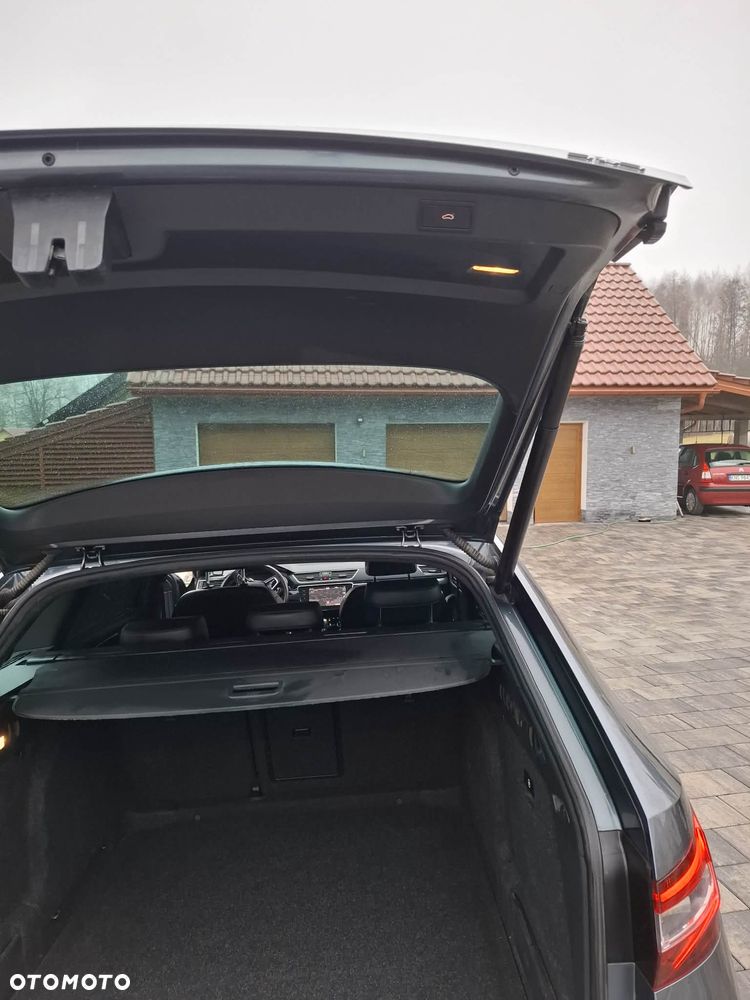 Skoda Superb 2.0 TDI 4x4 L&K DSG - 17