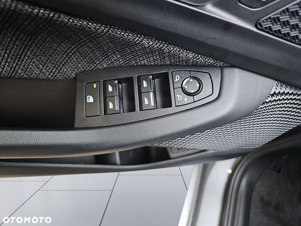 BMW Seria 2 218i - 16