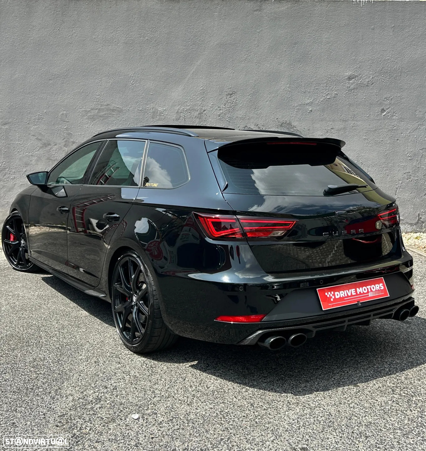 SEAT Leon ST 2.0 TSI S&S 4Drive DSG Cupra 300 Edition Carbon - 15