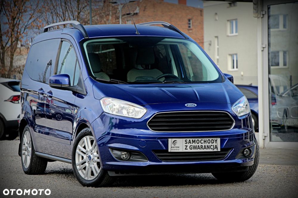 Ford Tourneo Courier 1.5 TDCi Titanium - 1