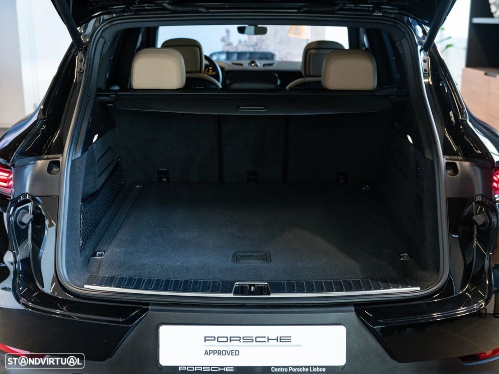 Porsche Cayenne E-Hybrid - 22