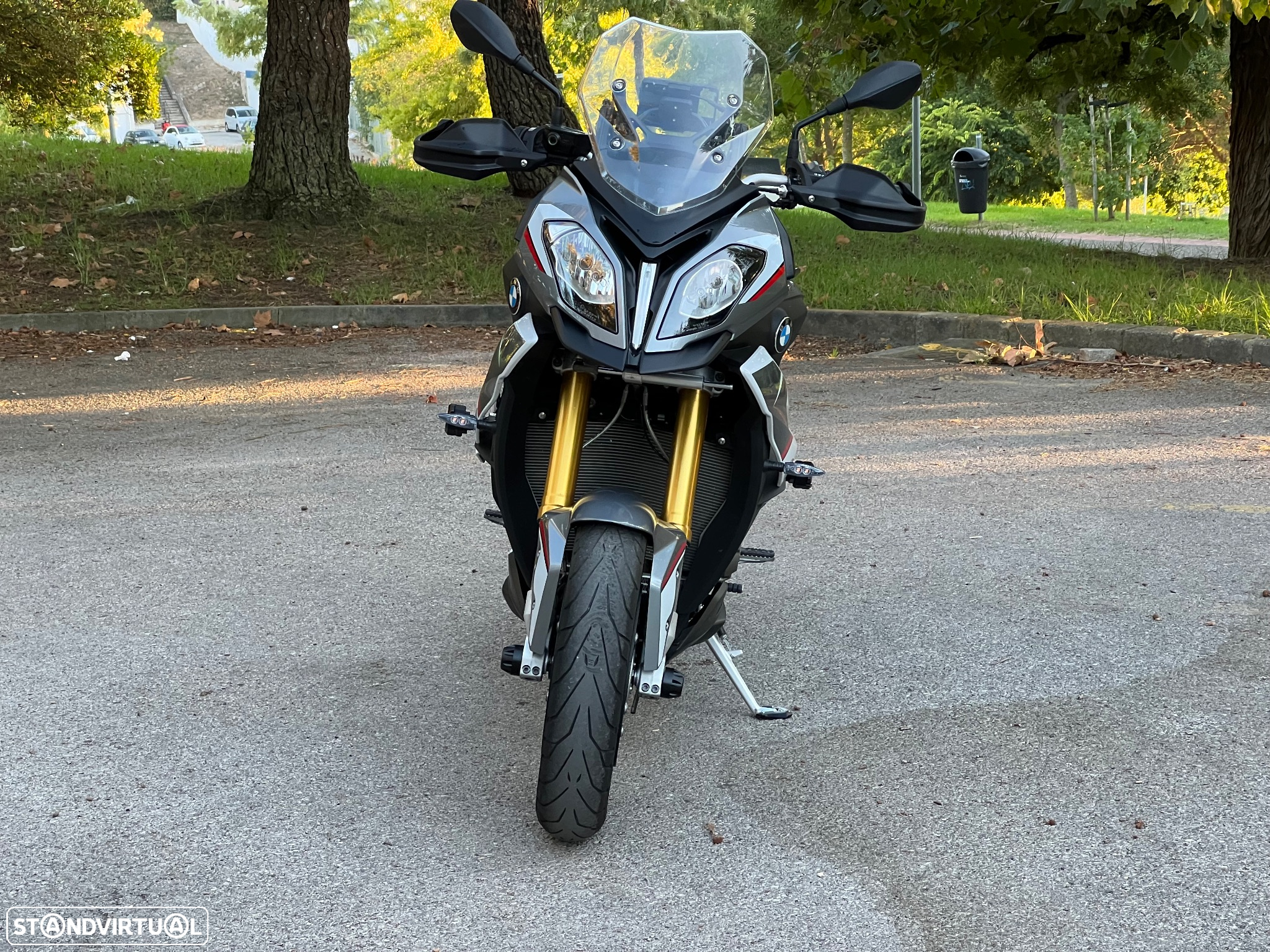 BMW S 1000 XR Tricolor - 2