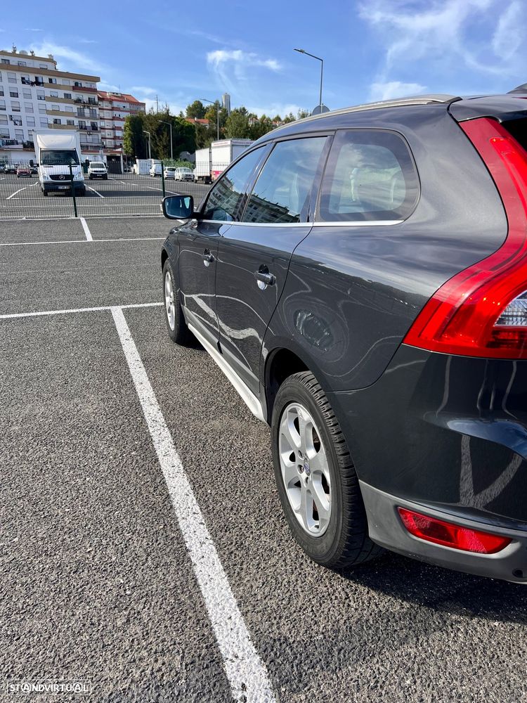 Volvo XC 60 2.4 D Drive Summum - 10