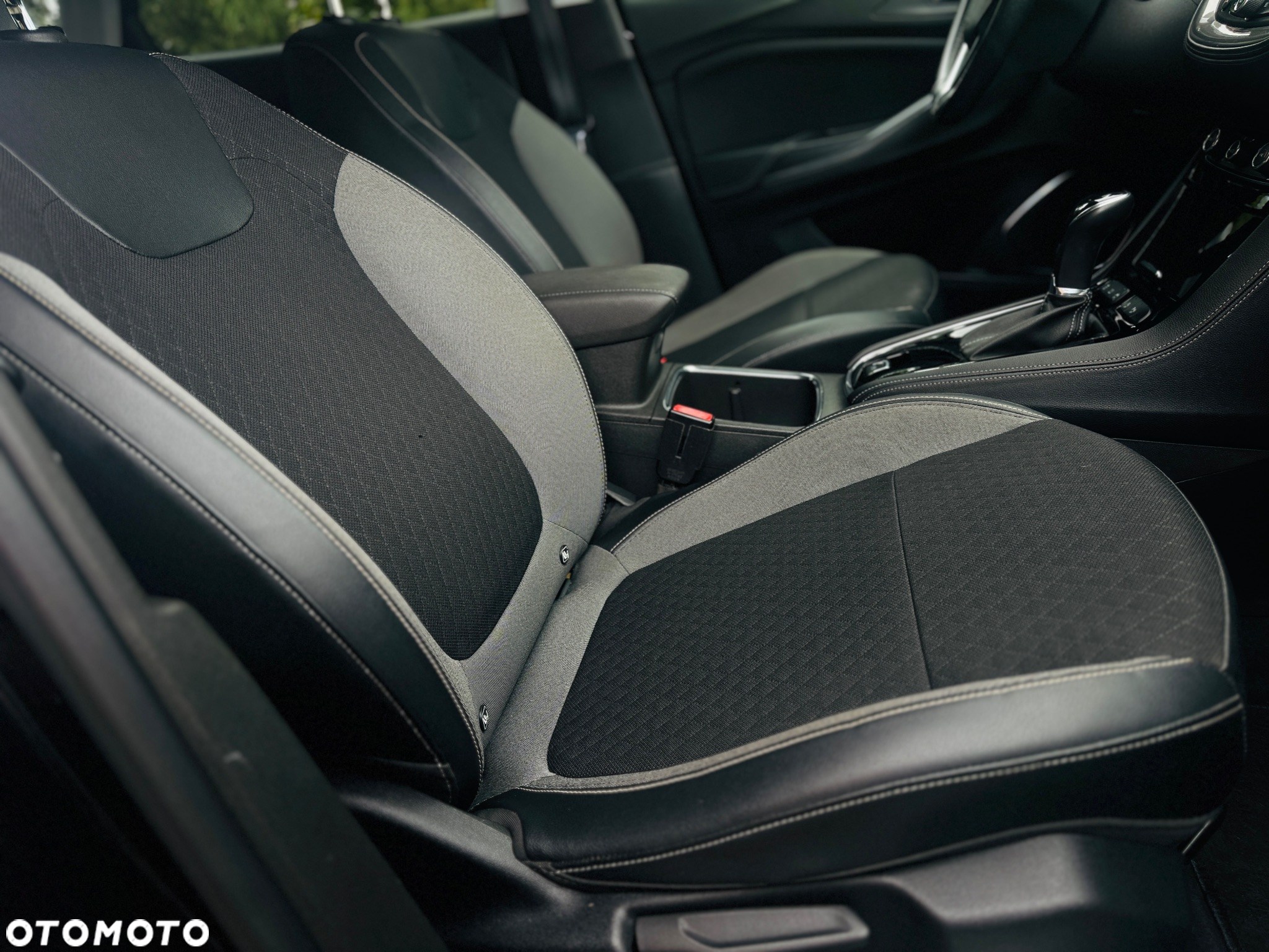 Opel Grandland X 1.6 D Start/Stop Automatik Business Edition - 18