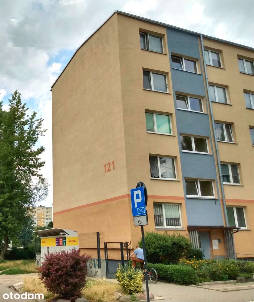Trzypokojowe mieszkanie z balkonem w Łodzi