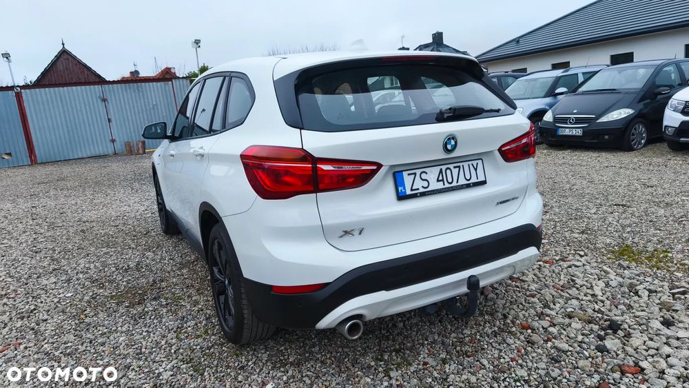 BMW X1 - 10