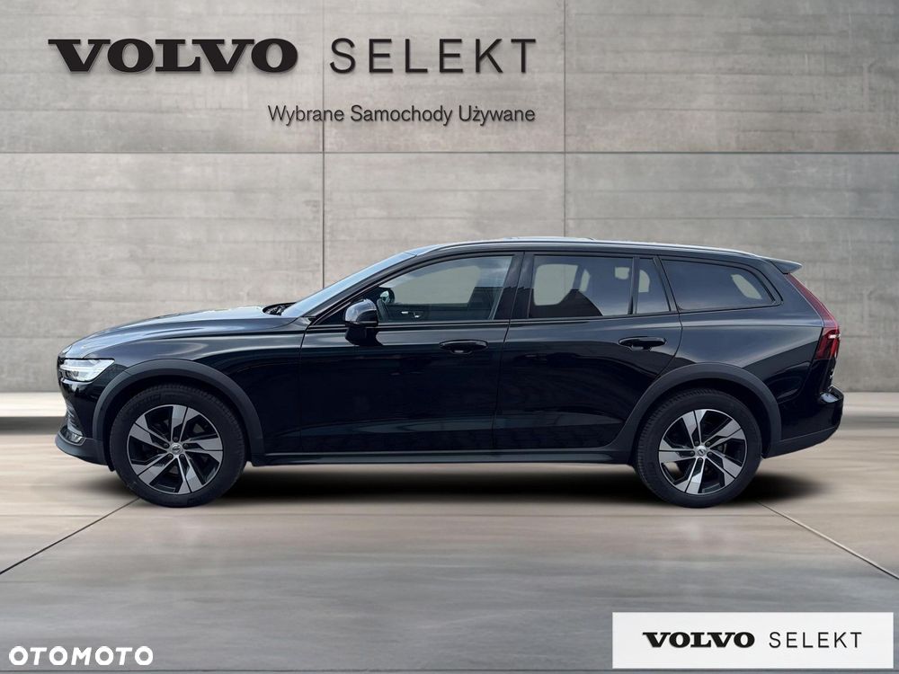 Volvo V60 Cross Country - 4