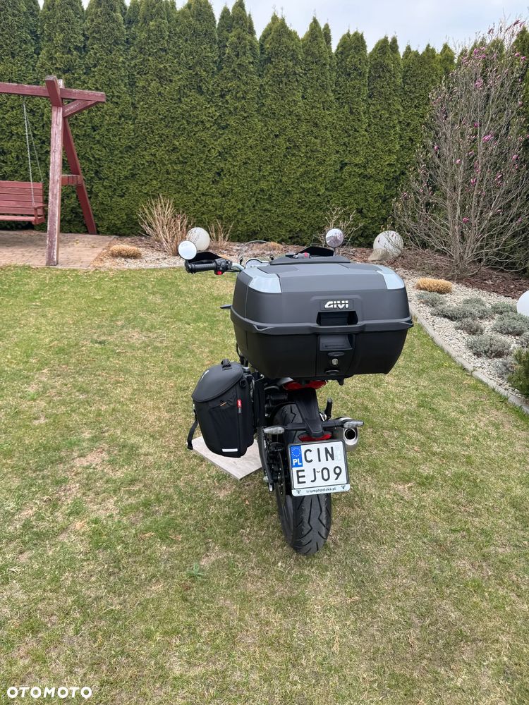 Triumph Speed Twin - 11