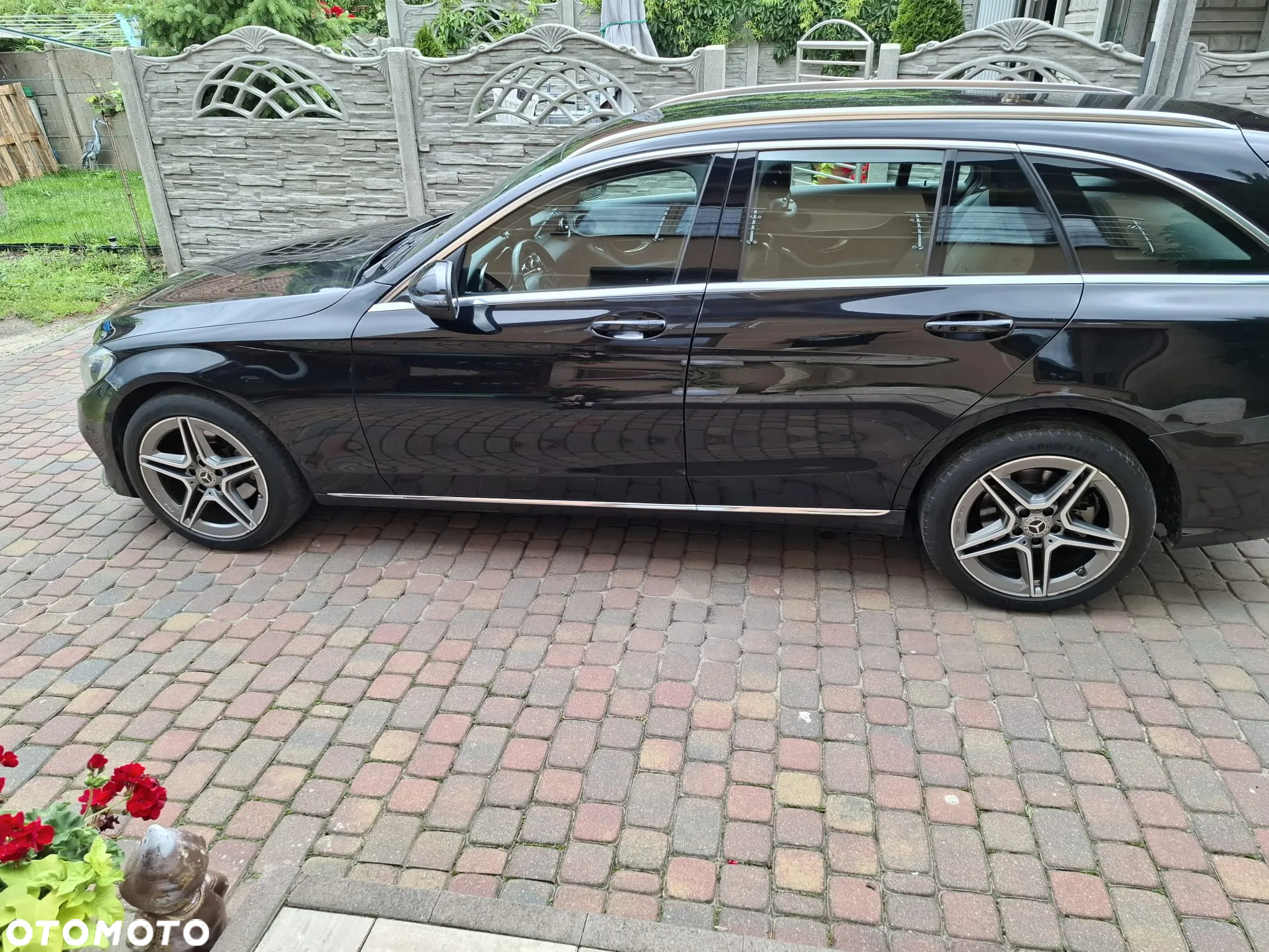 Mercedes-Benz Klasa C 220 d 4Matic T 9G-TRONIC AMG Line - 5