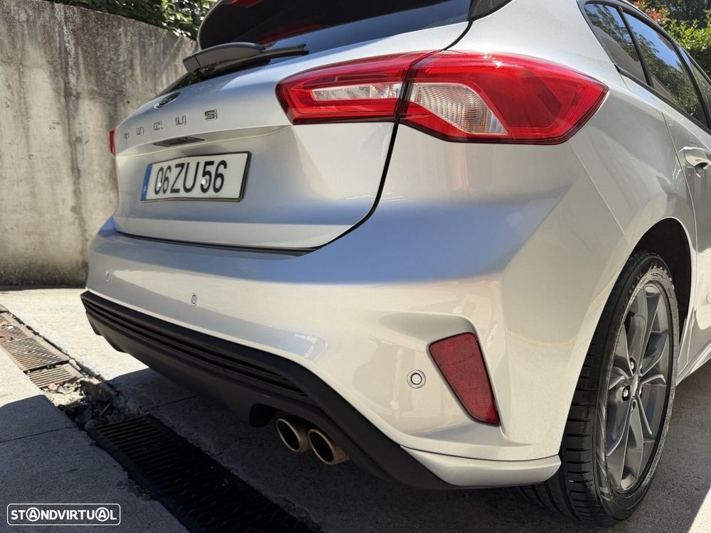 Ford Focus 1.0 EcoBoost MHEV ST-Line - 13