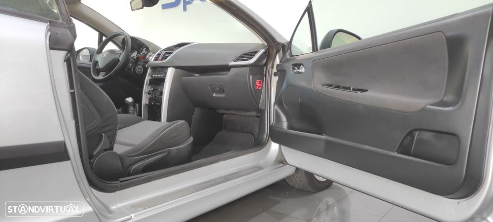 Peugeot 207 CC 1.6 16V - 23